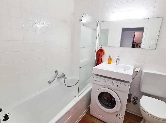 Mit Schwimmbad Und Sauna Apartamento *